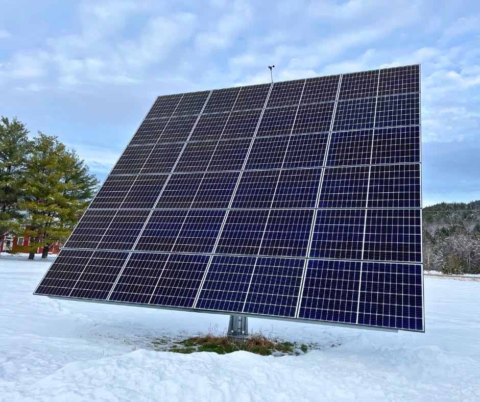 649860139_1515283343937633_5969937508066808023_n Why Choose a Solar Tracker?